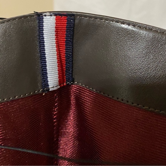 NewTommy Hilfiger Brown Leather Footwear - Picture 4 of 7